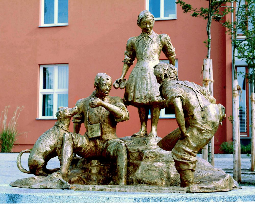 Kinderbrunnen (2004) der Jungenfürsorge Eggenfelden